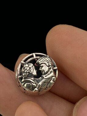 ✨🔥Pandora Han Solo & Leia Kiss Charm